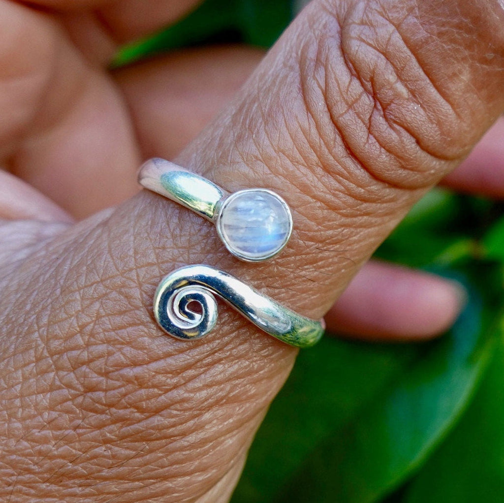 Moonstone Adjustable Wrap Spiral 925 Silver Ring, R61M