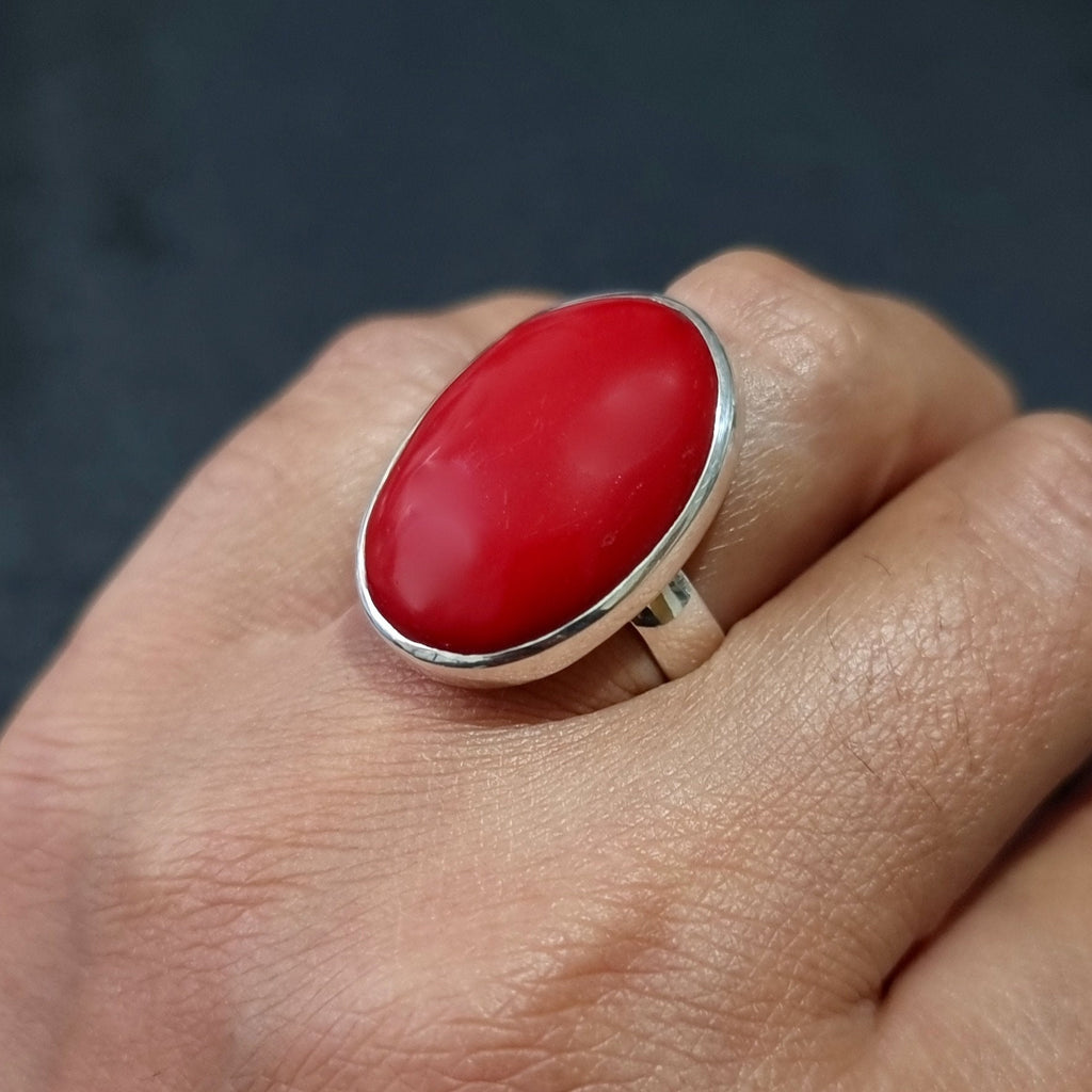 Elegant Sterling Silver Coral Ring, Size US 8 UK P1/2, Large Oval Stone 2.4cm x 1.8cm, Christmas Festive Jewellery Ideas, Mistry Gems, R232