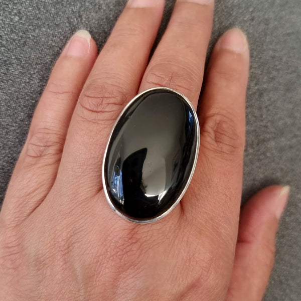 Sterling silver Onyx jewellery featuring Black Onyx and Green Onyx gemstones.