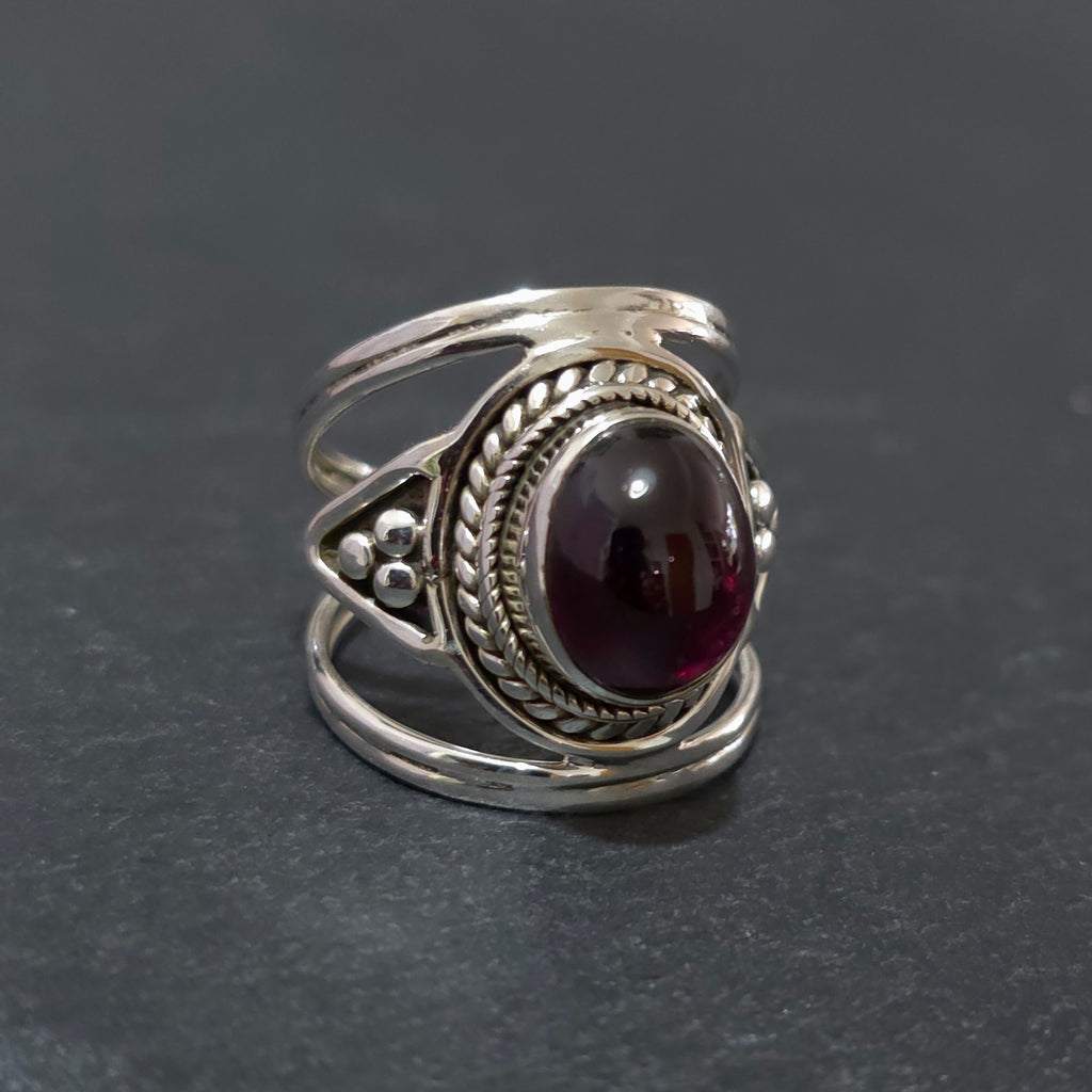 Unisex Boho Oval Garnet Ring | 925 Sterling Silver, R29G