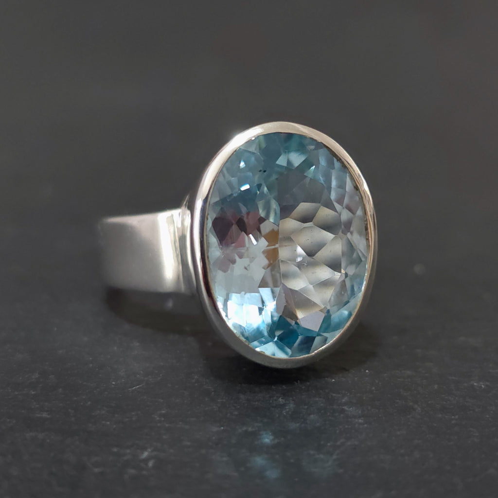 Chunky Oval Blue Topaz Ring | 925 Sterling Silver, R113C