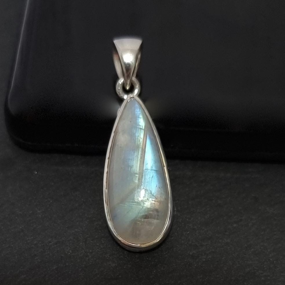 Elegant Teardrop Moonstone 925 Sterling Silver Pendants, MP16