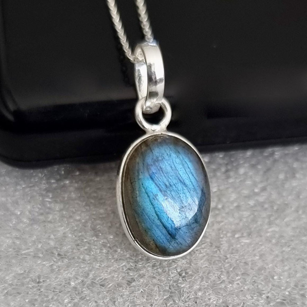 Unisex Oval Labradorite Pendant, 925 Sterling Silver, Bezel Set Stone Size 14mm x 10mm, Gemstone Bridal Wedding Necklace, Mistry Gems,P8SLAB
