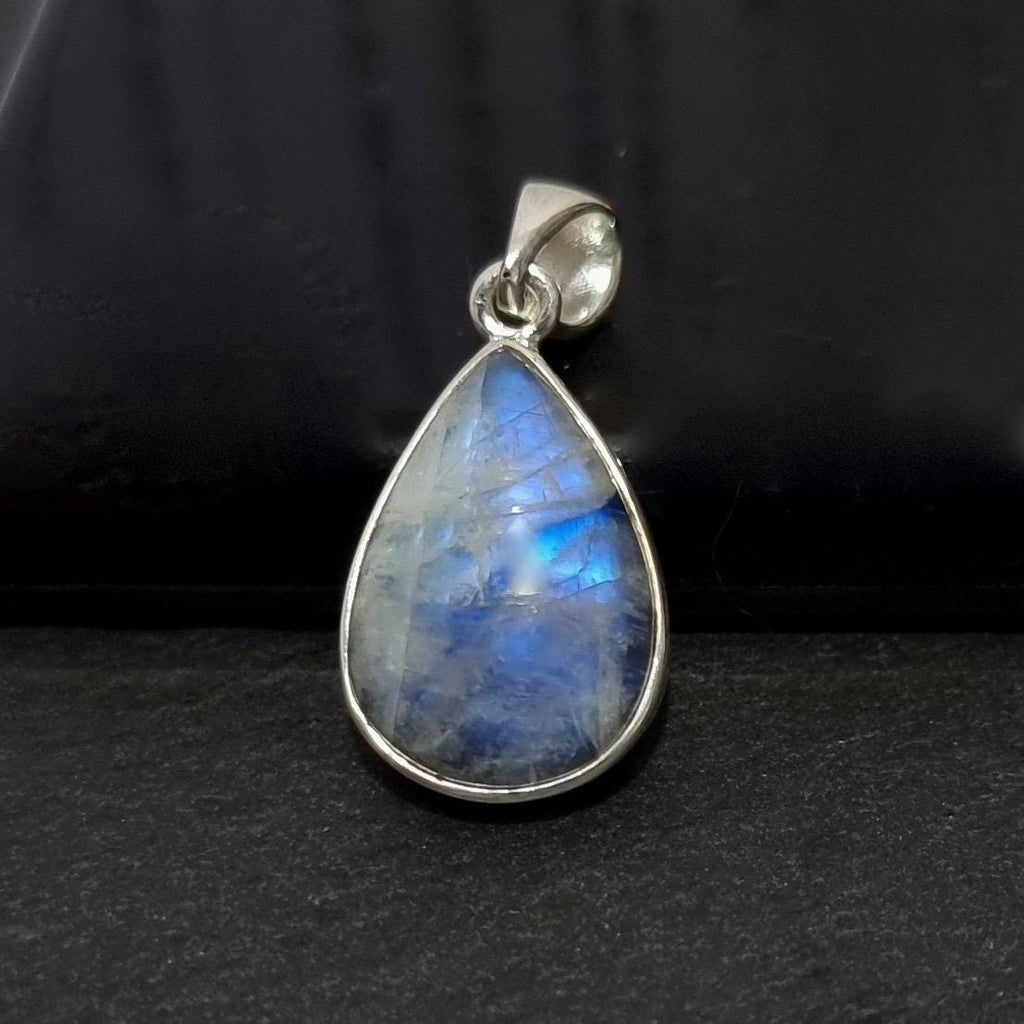 Small Teardrop Blue Moonstone 925 Sterling Silver Pendants, MP4