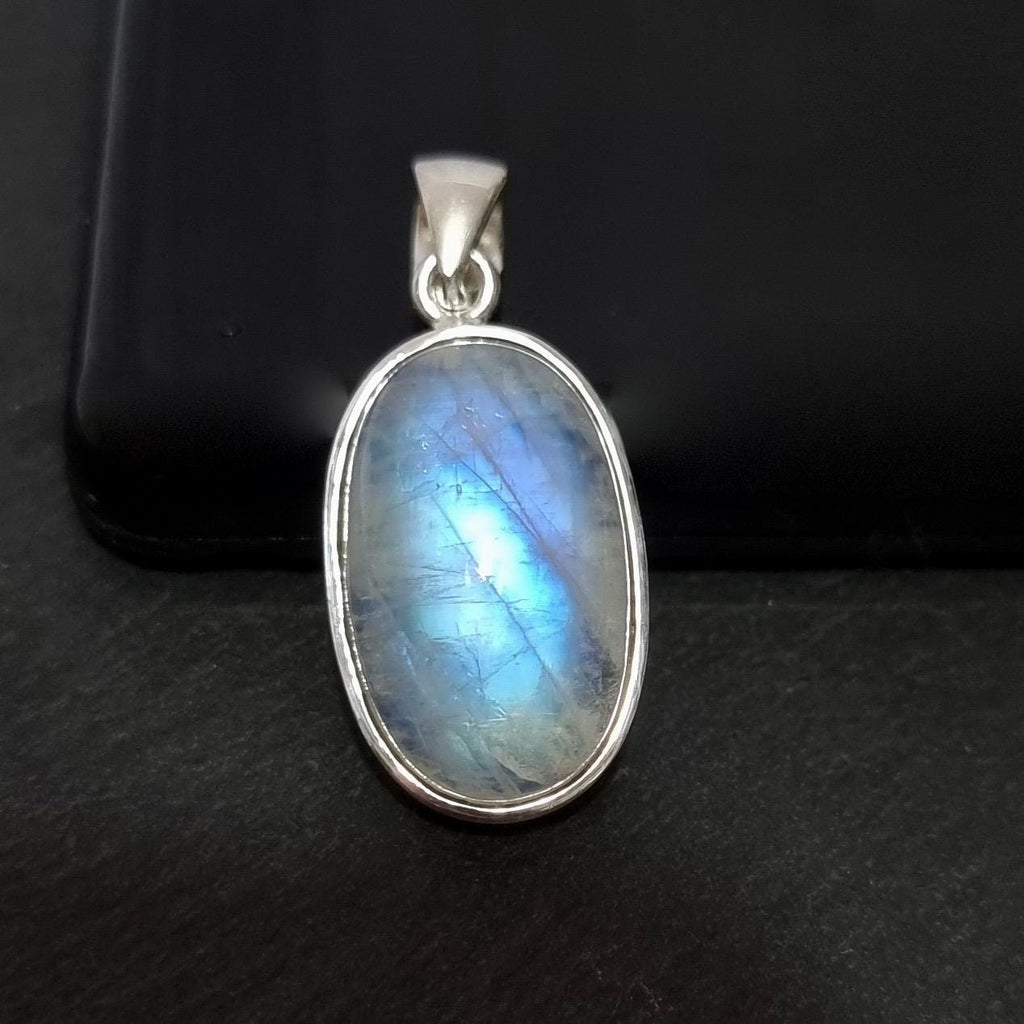 Large Oval Moonstone 925 Sterling Silver Pendants, MP25