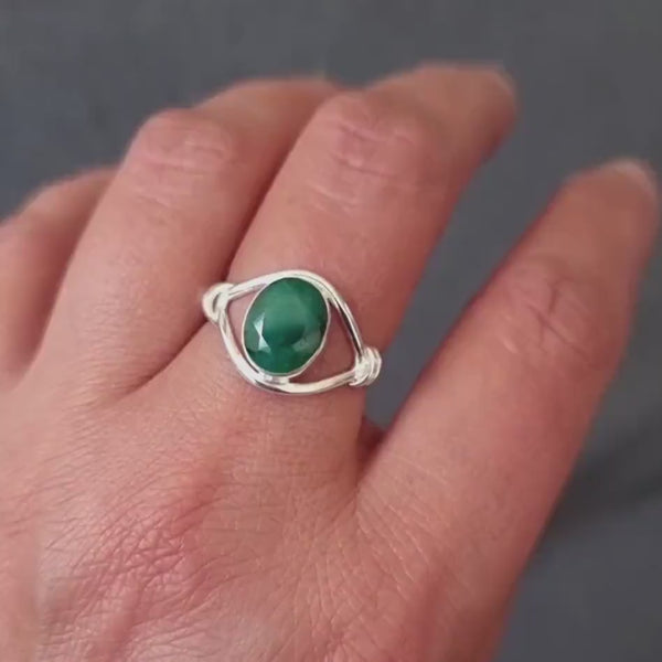 Chic Small Oval Emerald Ring, 925 Sterling Silver Ring, May Birthstone, 20th Anniversary Gift, Elegant Engagement Ring, Mistry Gems, R13EM