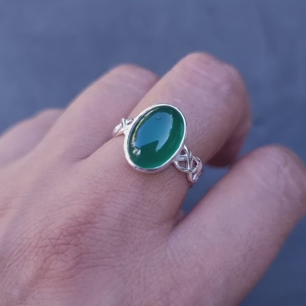 Green Onyx Celtic 925 Sterling Silver Ring, 7th Anniversary, Oval Green Gemstone Jewellery, Solitaire Engagement Ring, Mistry Gems, R1GO