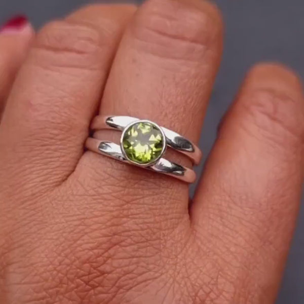 Facetted Round Peridot Ring, 925 Sterling Silver Ring, August Birthstone, Stacking, Green Gemstone, 16th Anniversary, Mistry Gems, R22P