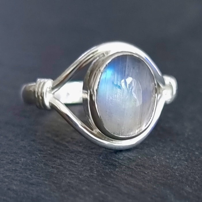 Rainbow Moonstone 925 Sterling Silver Ring, R13M