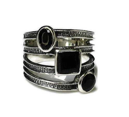 Designer Black Onyx 3 Stone Textured Oxidised 925 Silver Ring, R45O