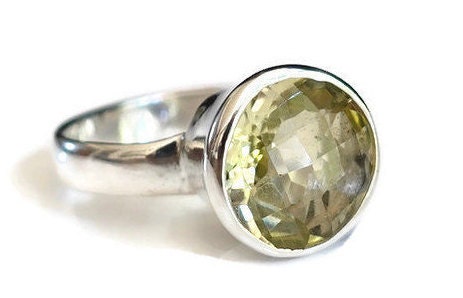 Lemon Topaz Facetted Round 12mm 925 Sterling Silver Ring, R108