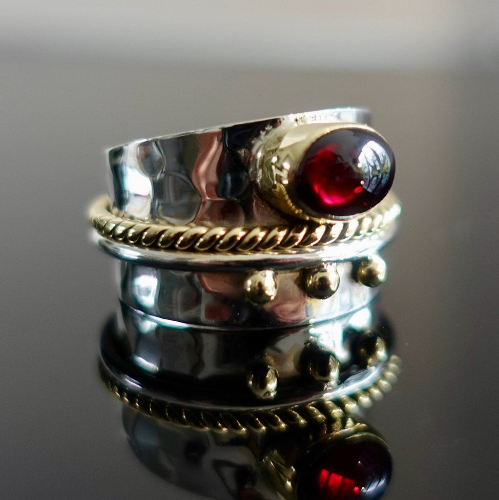 Garnet Wide 925 Silver Ring with Brass Detailing, R16G