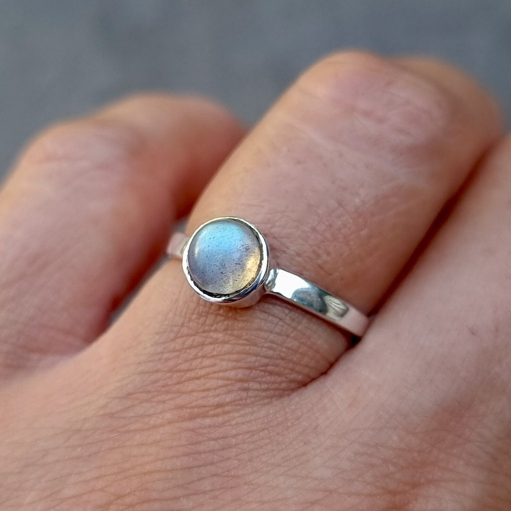 Labradorite Ring, Silver Stacking Ring, Silver Solitaire Ring, Engagement Ring, Boho Ring, Silver Rings, Gemstone Ring, Mistry Gems, R11LABO