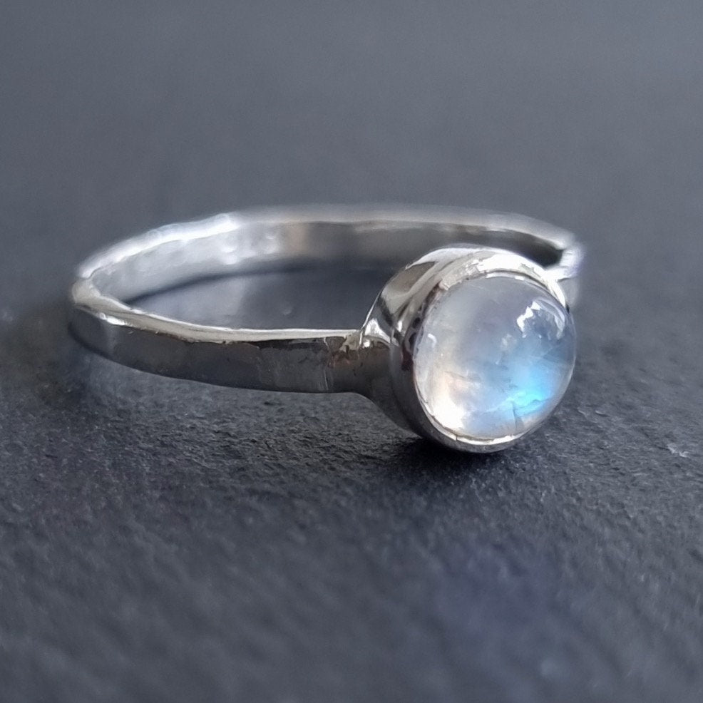 Moonstone Ring, 925 Silver Stacking Ring, Solitaire Ring, Engagement Ring, June Birthstone, Boho Ring, Blue Gemstone Ring, Mistry Gems,R11MO