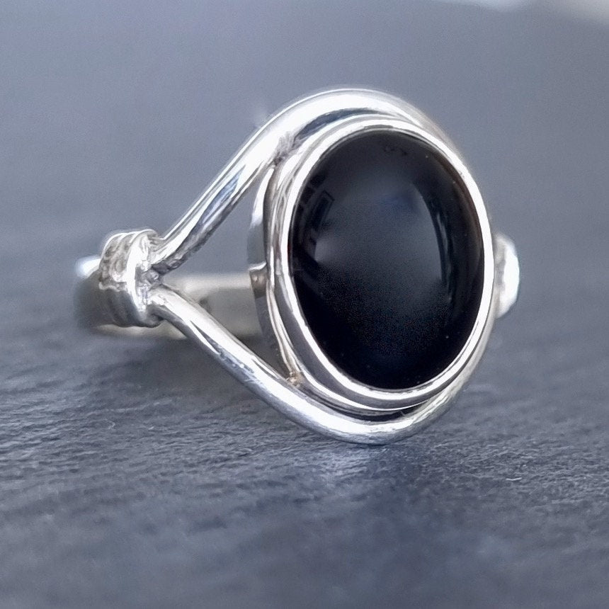 Black Onyx 925 Sterling Silver Ring, R13O