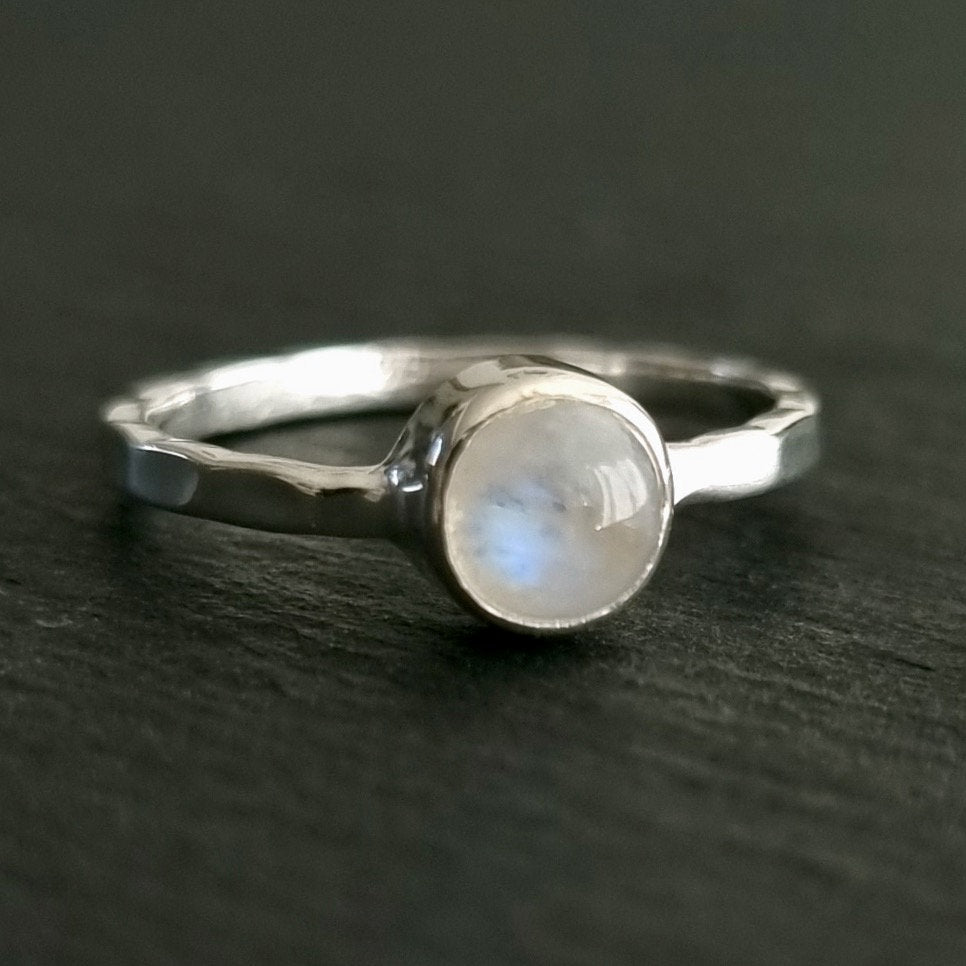 Rainbow Moonstone Ring, Round Stone 925 Silver Stacking Ring, Solitaire Engagement Ring, June Birthstone, Blue Gemstone, Mistry Gems, R11M