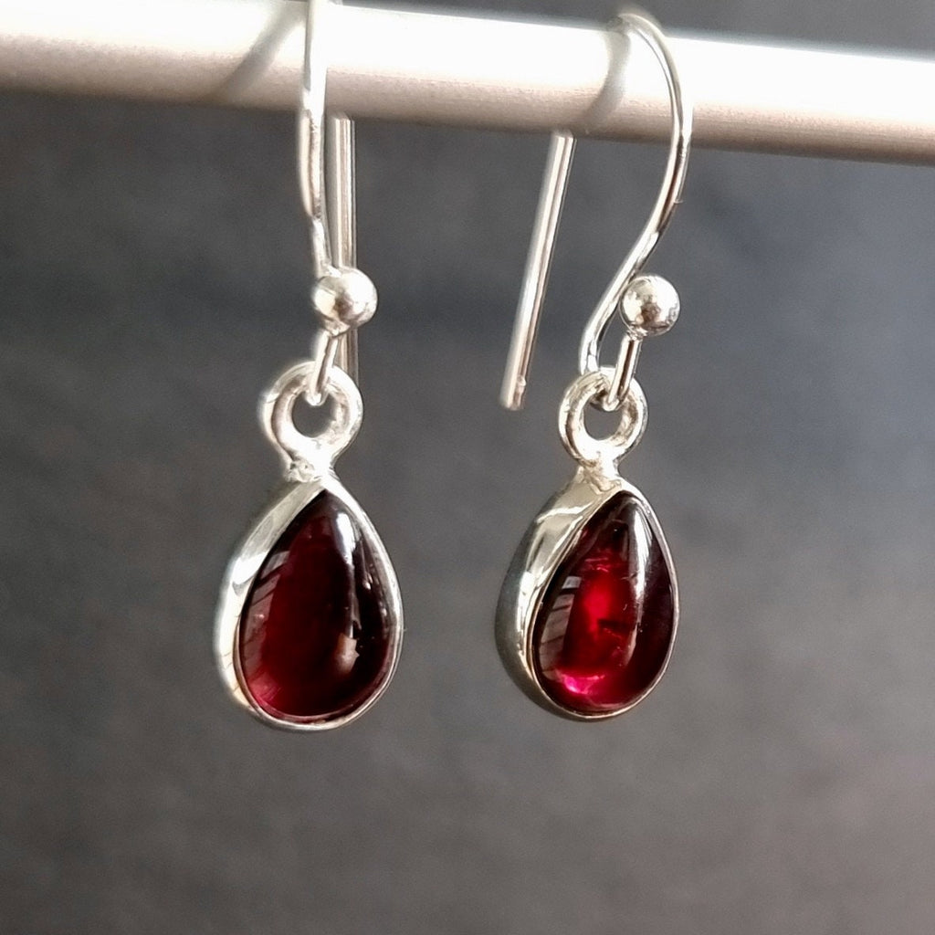 Garnet Teardrop 9mm x 6mm 925 Silver Earrings, E5G