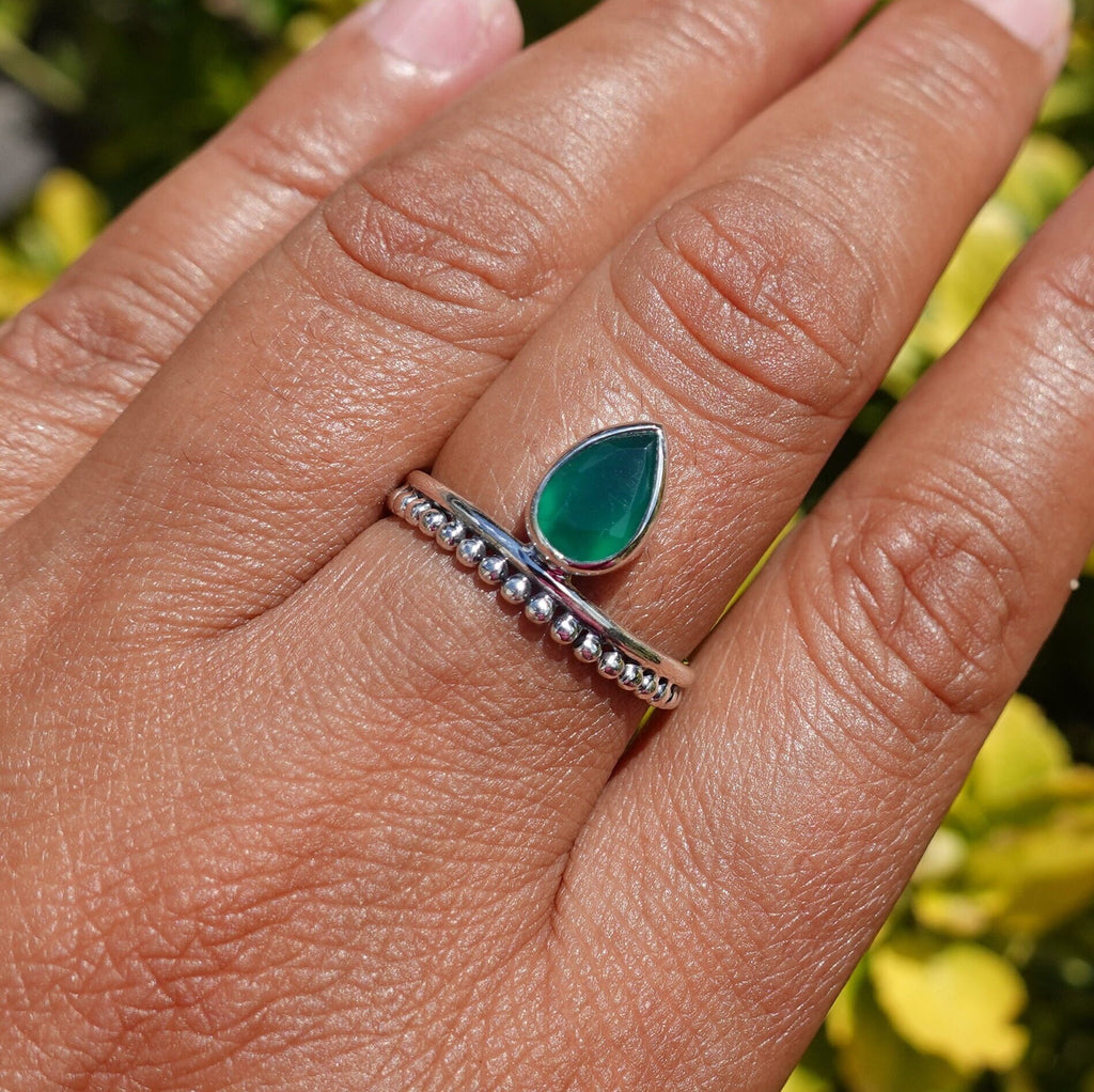 Facetted Green Onyx Crown Ring, 925 Sterling Silver Ring, Boho Ring, Green Gemstone, Midi Ring, Thumb Ring, Solitaire, Mistry Gems, R184GO