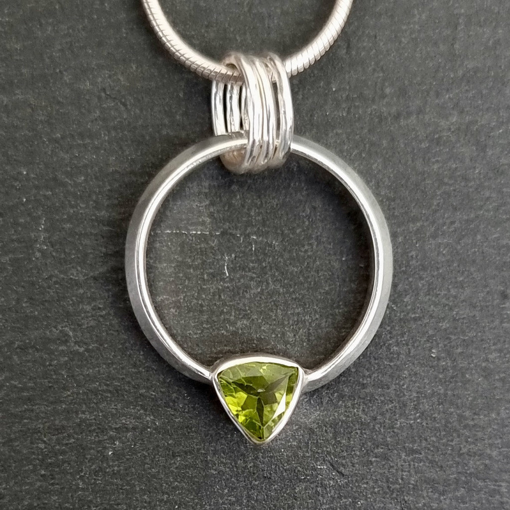 Designer Round Sterling Silver Peridot Pendant, P2P